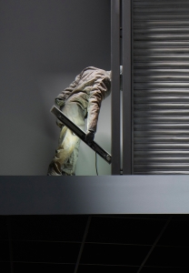 Double-Bind-detail-Juan-Muñoz-at-PLANTA-project.-Fundació-Sorigué-2017.-Courtesy-Estate-of-Juan-Muñoz-6_1200